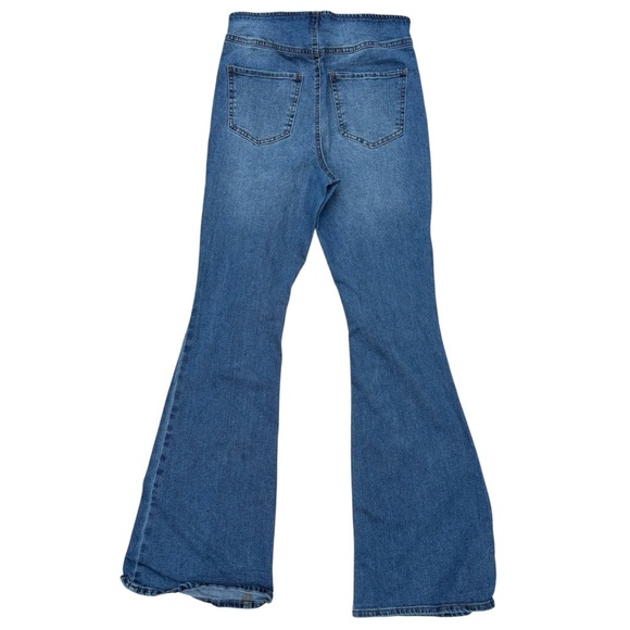 Tinseltown Dark Blue Pull On Distressed Flare Jeans Size 7 - Picture 3 of 8